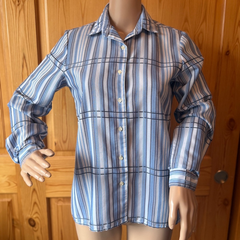 Vintage 70s Country Suburbans Striped Button Top 8 Blouse Union Label Blue White